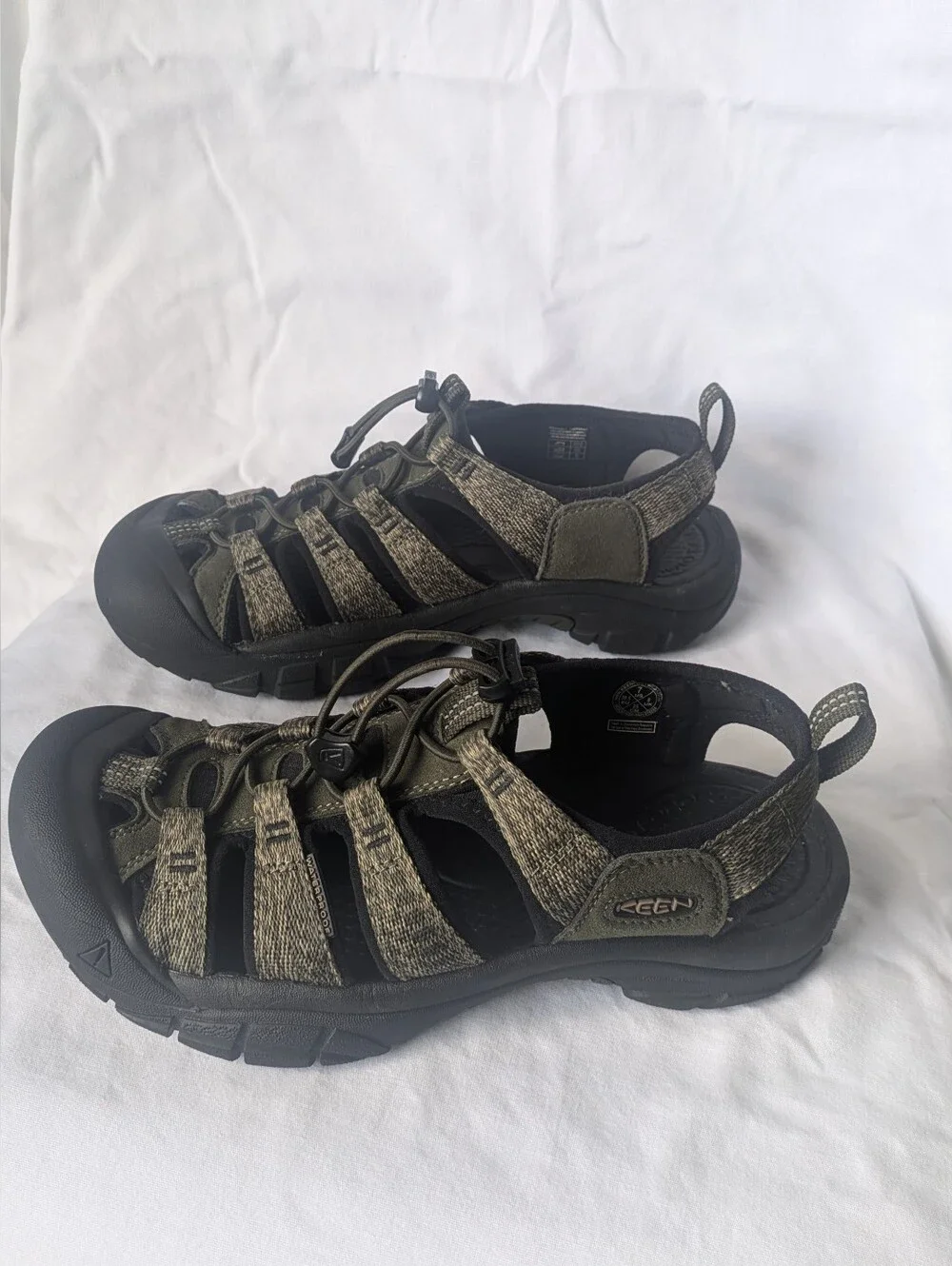 KEEN Newport H2 Men's Hiking Sandals, Forest Night Color, Size 7 - Picture 4 of 10